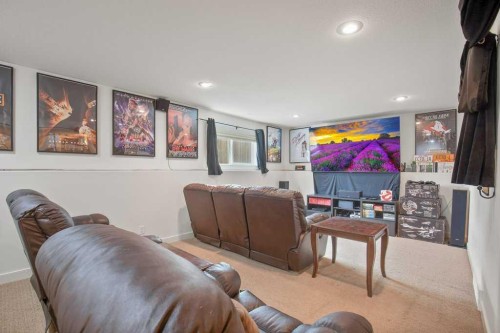 124 Vincent Close, Red Deer, AB 