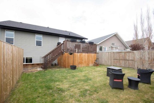124 Vincent Close, Red Deer, AB 