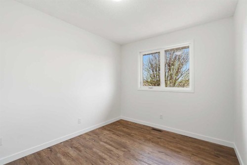 35 Ayers Avenue, Red Deer, AB 