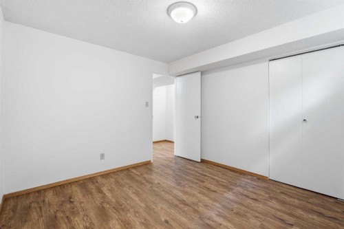 35 Ayers Avenue, Red Deer, AB 