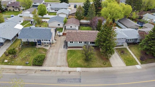 35 Ayers Avenue, Red Deer, AB 