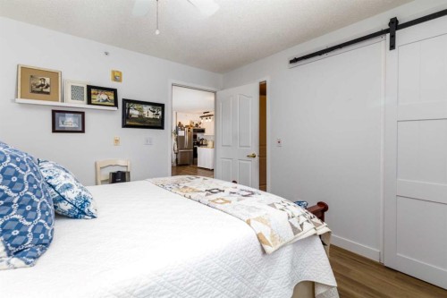 326-56 Carroll Crescent, Red Deer, AB - Indoor Photo Showing Bedroom
