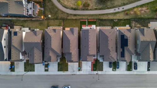 814 Bluerock Way Sw, Calgary, AB - 