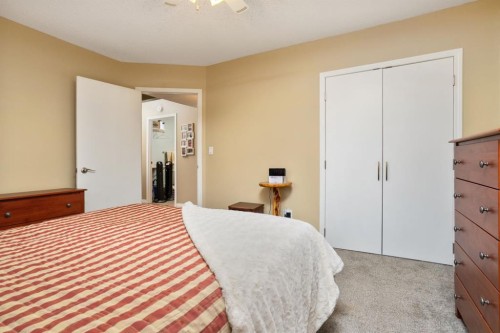 48107 Range Road 220, Rural Camrose County, AB - Indoor Photo Showing Bedroom