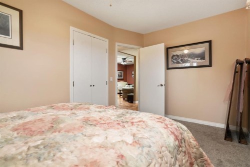 48107 Range Road 220, Rural Camrose County, AB - Indoor Photo Showing Bedroom