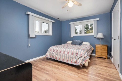 48107 Range Road 220, Rural Camrose County, AB - Indoor Photo Showing Bedroom