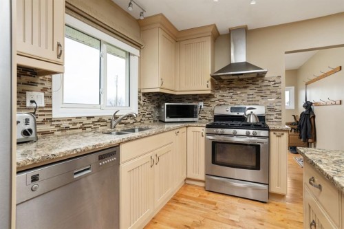 48107 Range Road 220, Rural Camrose County, AB - Indoor Photo Showing Kitchen With Double Sink