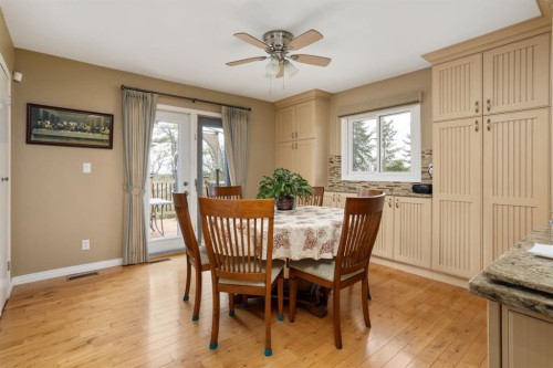 48107 Range Road 220, Rural Camrose County, AB - Indoor Photo Showing Dining Room