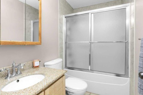 65 Wiltshire Boulevard, Red Deer, AB 