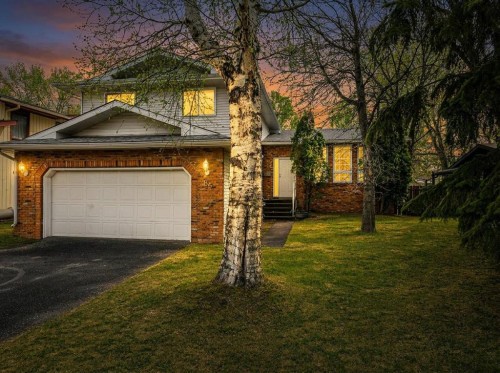 65 Wiltshire Boulevard  Red Deer, AB T4N 6L2