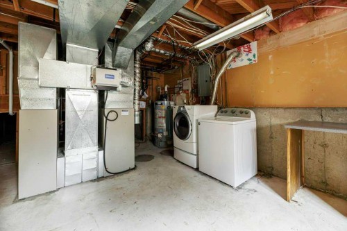 65 Wiltshire Boulevard, Red Deer, AB 