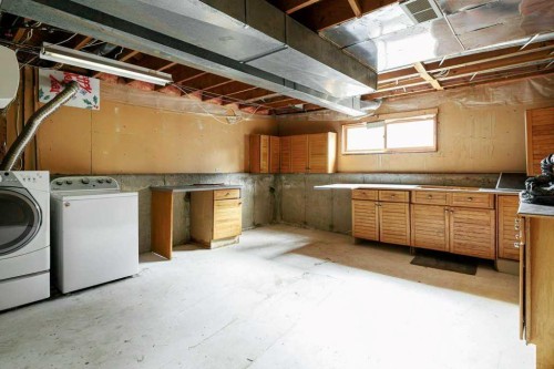 65 Wiltshire Boulevard, Red Deer, AB 