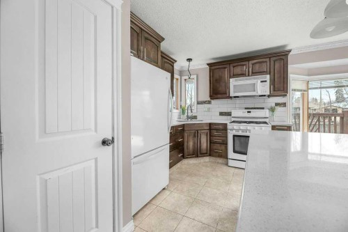 65 Wiltshire Boulevard, Red Deer, AB 