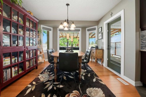 112 Denison Crescent, Red Deer, AB - Indoor Photo Showing Dining Room