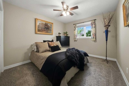 112 Denison Crescent, Red Deer, AB - Indoor Photo Showing Bedroom