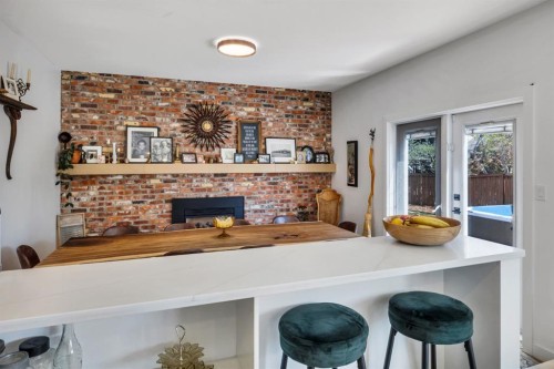 2021 112A Street, Edmonton, AB - Indoor With Fireplace