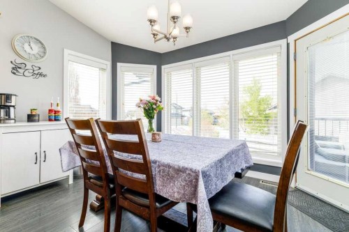 898 Ramage Crescent, Red Deer, AB - Indoor Photo Showing Dining Room