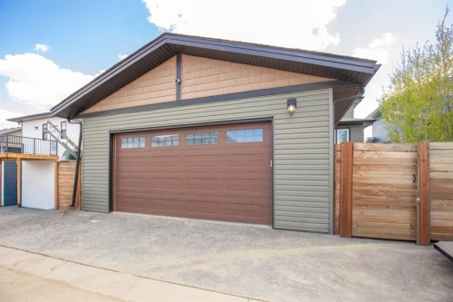 14 Tagish Avenue, Red Deer, AB - Outdoor With Exterior