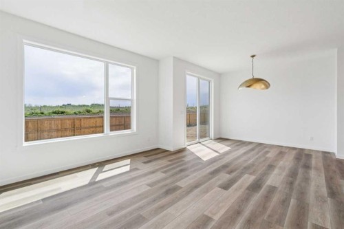 156 Southborough Common, Cochrane, AB - Indoor Photo Showing Other Room