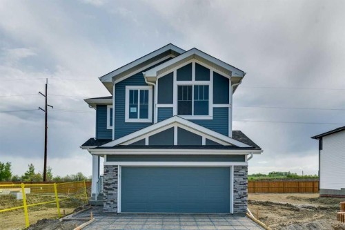 156 Southborough Common  Cochrane, AB T4C 3J6