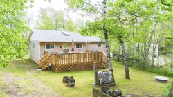 14 & 16 4 Street White Sands, AB T0C 2L0