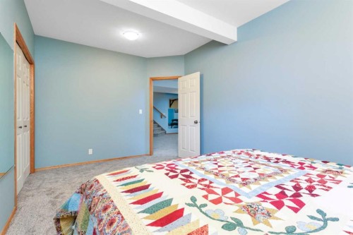 35 Lang Close, Red Deer, AB - Indoor Photo Showing Bedroom