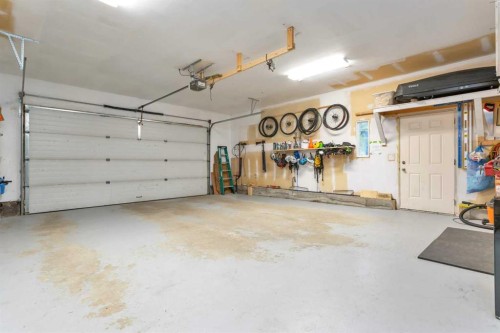 35 Lang Close, Red Deer, AB - Indoor Photo Showing Garage