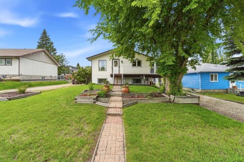 4618 48 Street, Sylvan Lake, AB 