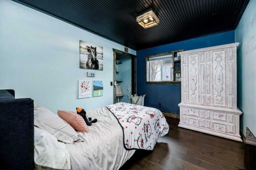 4836 49 Street, Innisfail, AB - Indoor Photo Showing Bedroom
