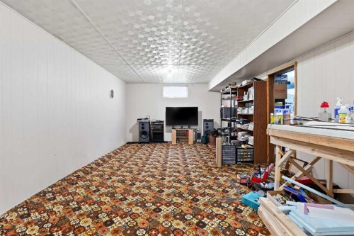 4726 47 Avenue, Lacombe, AB - Indoor Photo Showing Other Room