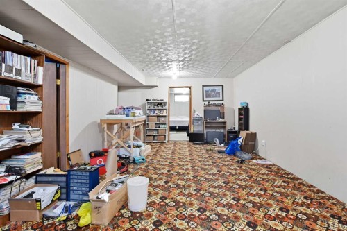 4726 47 Avenue, Lacombe, AB - Indoor Photo Showing Other Room