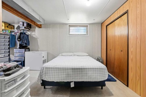 4726 47 Avenue, Lacombe, AB - Indoor Photo Showing Other Room