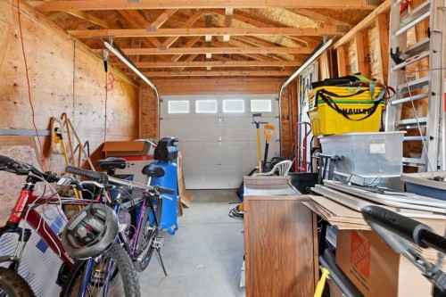 4726 47 Avenue, Lacombe, AB - Indoor Photo Showing Garage