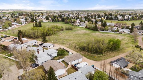 6121 39 Avenue, Camrose, AB - Outdoor With View