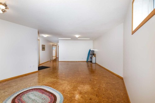 39508B Rr271, Rural Lacombe County, AB - Indoor Photo Showing Other Room