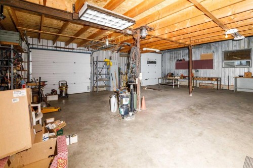 39508B Rr271, Rural Lacombe County, AB - Indoor Photo Showing Garage