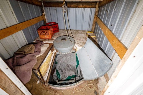 39508B Rr271, Rural Lacombe County, AB - Indoor Photo Showing Other Room