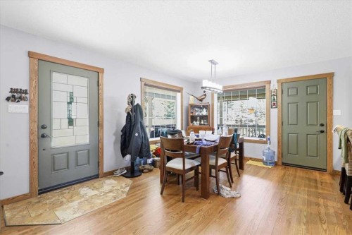 B59 Cottage Crescent, Golden Days, AB - Indoor Photo Showing Dining Room