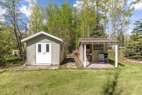 B59 Cottage Crescent, Golden Days, AB - Outdoor