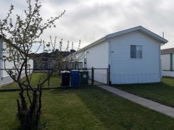 4612 59 Street  Rocky Mountain House, AB T4T 1N9