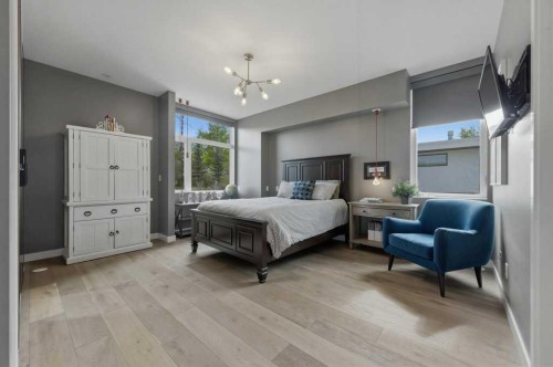 305 Jarvis Glen Court, Jarvis Bay, AB - Indoor Photo Showing Bedroom