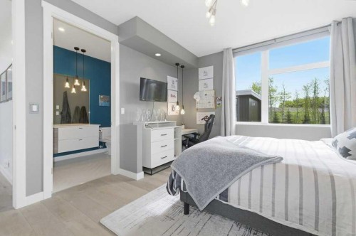 305 Jarvis Glen Court, Jarvis Bay, AB - Indoor Photo Showing Bedroom