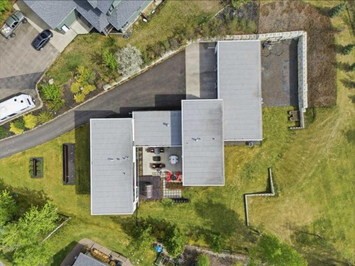 305 Jarvis Glen Court, Jarvis Bay, AB - Outdoor
