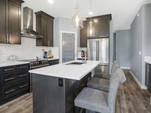 3541 44 Avenue, Red Deer, AB 