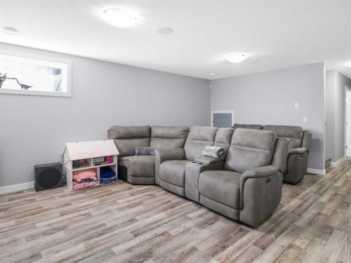 3541 44 Avenue, Red Deer, AB 