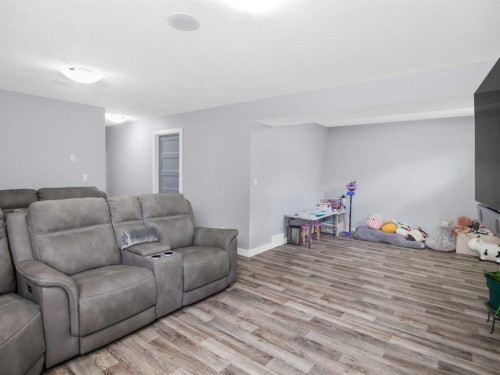3541 44 Avenue, Red Deer, AB 
