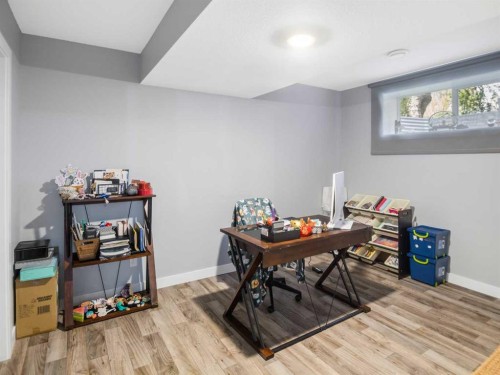 3541 44 Avenue, Red Deer, AB 