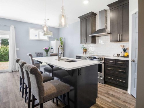 3541 44 Avenue, Red Deer, AB 