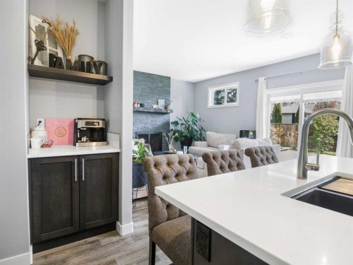 3541 44 Avenue, Red Deer, AB 