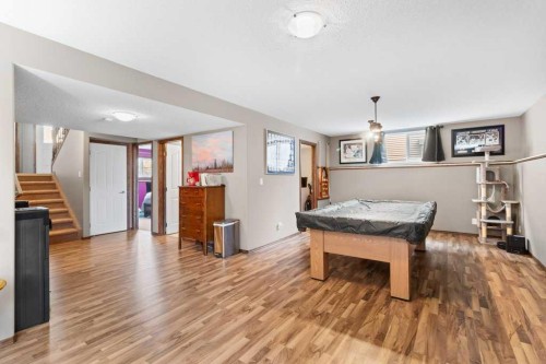 179 Issard Close, Red Deer, AB - Indoor Photo Showing Other Room